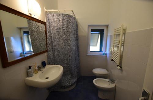 Lagaccio Apartamento | La Casa Sulla Mattonata accogliente appartamento sulla tipica creuza genovese con bella vista e a due passi dalla Stazione Principe