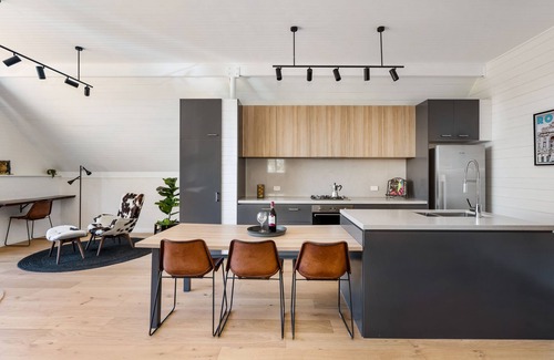 Mittagong Casa | La Casetta - New Designer Guest House in the Southern Highlands