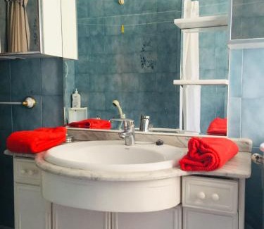 Lastres Apartamento | La casina del Reloj con vistas al mar
