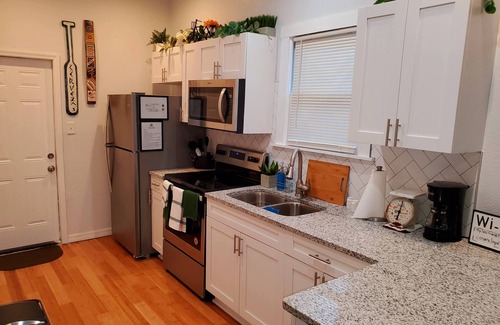 Ybor City Casa | La Casita Blanca Ybor City Tampa