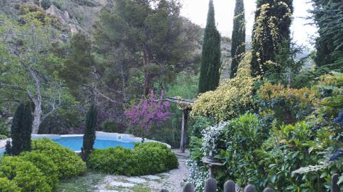 Torres Casa | La Casita con piscina privada de tres dormitorios