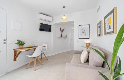 Pedregalejo Apartamento | La casita de la esquina en Pedregalejo