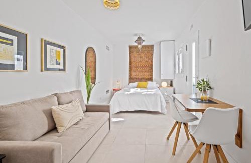 Pedregalejo Apartamento | La casita de la esquina en Pedregalejo