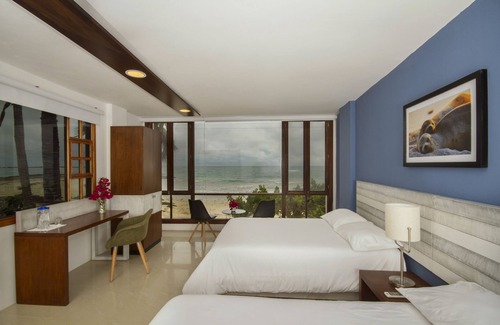 Puerto Villamil Hotel | La Casita de la Playa