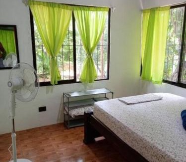 Santa Cruz Casa | La casita JSL