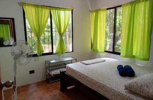 Santa Cruz Casa | La casita JSL