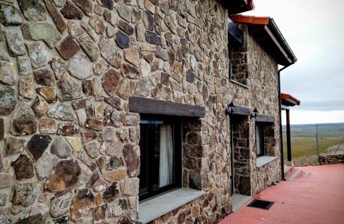 Canos Casa | La Casona del Silencio