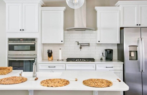 Lewisville Casa | La Casona! The Big House