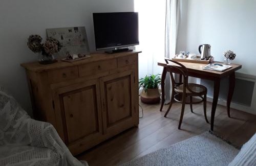 Jalogny Cama Y Desayuno | "La Charme"