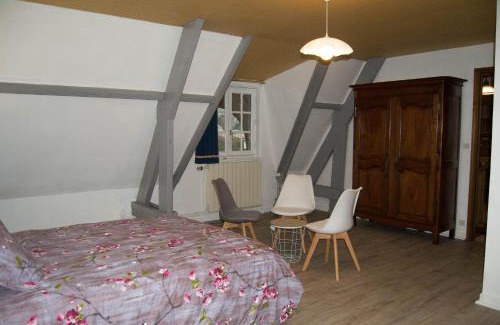 La Crique Casa | La chaumière de l'épine - Maison paisible entre forêts & plages