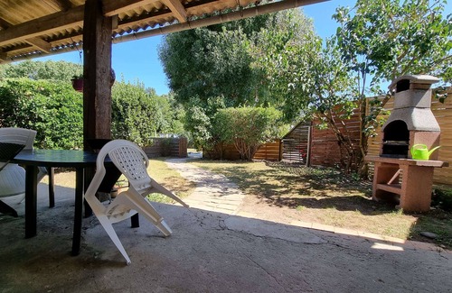 Saint-Just-Luzac Casa | La Chaumiere Gite 1 chambre