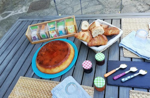 Claret Cama Y Desayuno | La Chrysalide