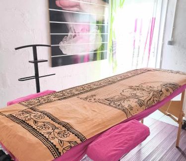 Saint-Genest Casa | La Clef De Voute Amethyste