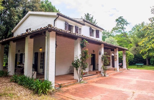 Offagna Apartamento | LA COLOMBARA - Offagna, meravigliosa villa con piscina