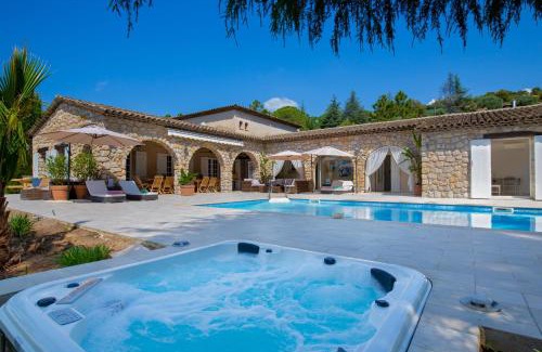 Peymeinade Complejo | La Connexion, Gay Men Only