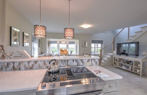 American Beach Casa | La Coquille - Hosted By Moore AI Rentals