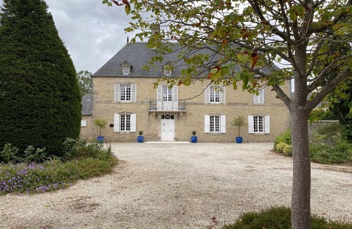 Audouville-la-Hubert Casa | La Cour d'Audouville