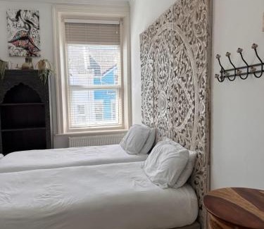 Bournemouth City Centre Casa | La Di Da Hotel beach town