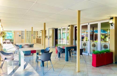 Danielskuil Cama Y Desayuno | LA Diamond Lodge & Safari