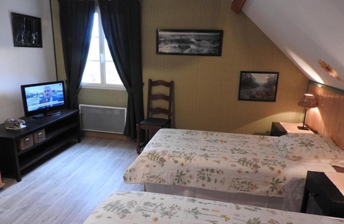 La Chapelle-de-Bragny Cama Y Desayuno | La Dinandière