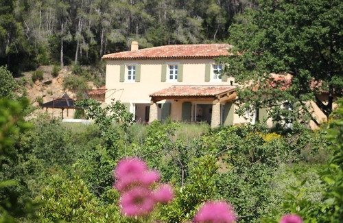 Saint-Cyr-sur-Mer Villa | La Divine, Villa & Spa, vista al mar, naturaleza y calma