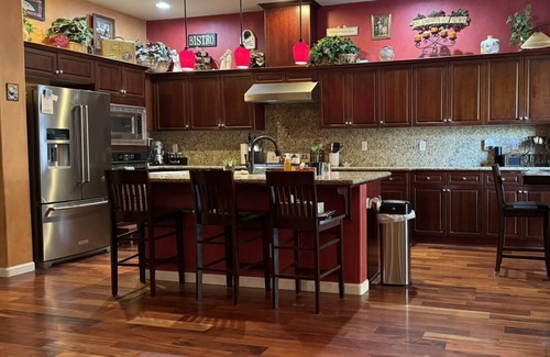 Clovis Casa | La Dolce Vita - Gorgeous 4-bedroom house in prestigious Clovis