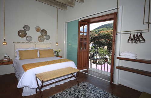 Centro Hotel | La Dorada Town View