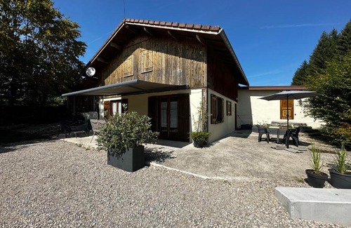Monnet-la-Ville Casa | LA DRYADE