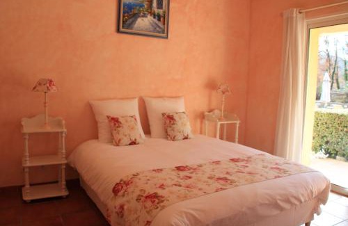 Tourves Cama Y Desayuno | La Dryade