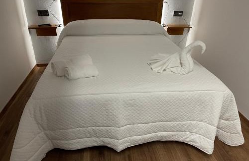 Buron Apartamento | La Era de Lario habitación con Jacuzzi