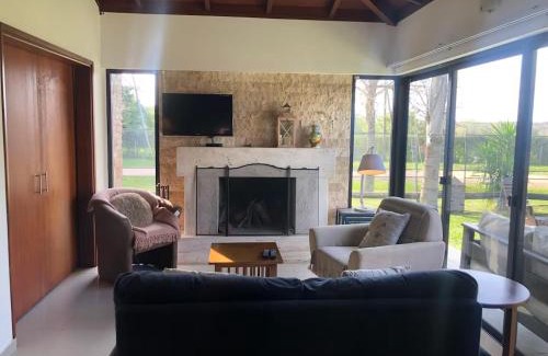 Termas del Dayman Casa | La Esquina - hermosa casa en Termas del Daymán con Piscina