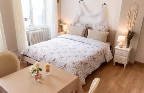 Chatel-sur-Moselle Cama Y Desayuno | La Fée Maison