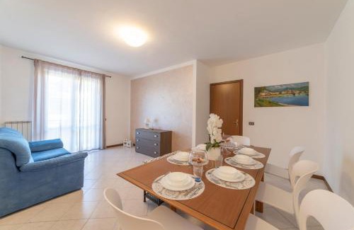 Feriolo Apartamento | La Feriolina - Appartamento al lago con giardino privato
