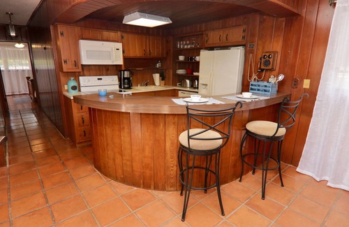 Glenvar Heights Cabaña | La Finca Miami by SoFla Vacations