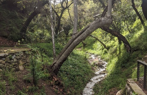 Topanga Apartamento | LA Getaway in Santa Monica Mountains