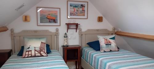 Dinard Apartamento | La Goélette Beau duplex A 150 m du centre ville et 400m de la plage de l'écluse