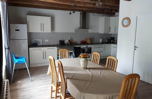 Les Champs-Geraux Cabaña | Gîte-De gran tamaño-Baño privado con bañera-Terraza-La Grande Maison