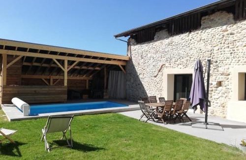 Saint-Romans Casa | La grange au pied du Vercors Piscine et SPA privatifs