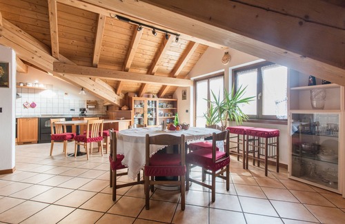 Stenico Apartamento | Casa de vacaciones "La Guarda" en Stenico. Balcón panorámico cerca de Terme di Comano