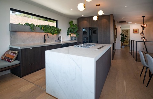 Montecito Heights Casa | LA Hillside House dramatic views, super clean. 2bed/2bath