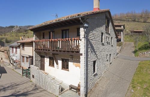 Cremenes Casa | La Hospedería de Salamón