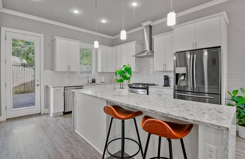 South Baton Rouge Casa | LA House 3 beds Modern Comfort Meets Cozy Charm