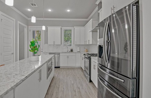 South Baton Rouge Casa | LA House 3 beds Modern Comfort Meets Cozy Charm