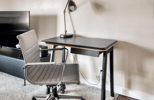 University City Apartamento | La Jolla 1br w gym wd pool nr bars shops SAN-7