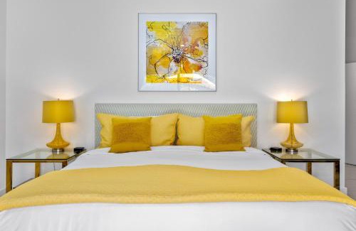 Vista Las Palmas Villa | La Joya Moderna by ACME House Company