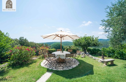 Mons Casa | Lujoso y romántico Olive Farm House Apartment con hermoso interiorismo