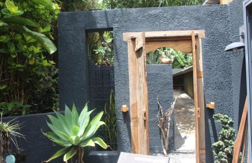 Bois de Nefles Casa | LA LIANE DE JADE 974-Lodge Le Palissandre - jacuzzi privatif - piscine chauffée