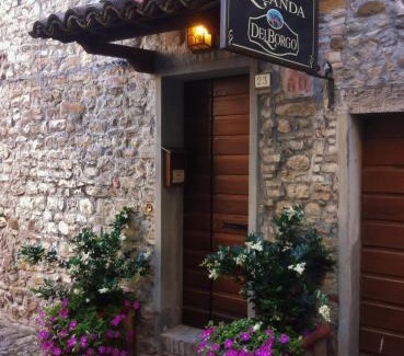 Torrechiara Casa | La Locanda del Borgo