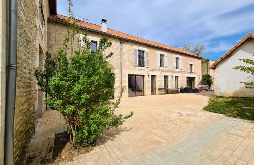 Neuville-de-Poitou Casa | La Longère de Neuville-Futuroscope-Poitiers
