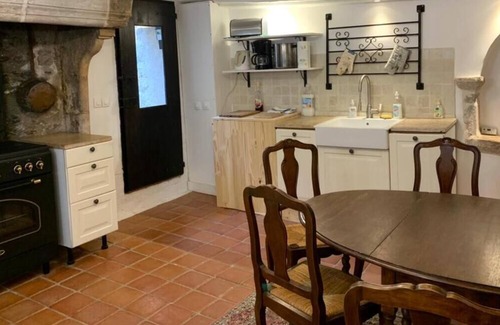 Saint-Cirq-Lapopie Casa | La Lotoise gite in the heart of Saint-Cirq-Lapopie